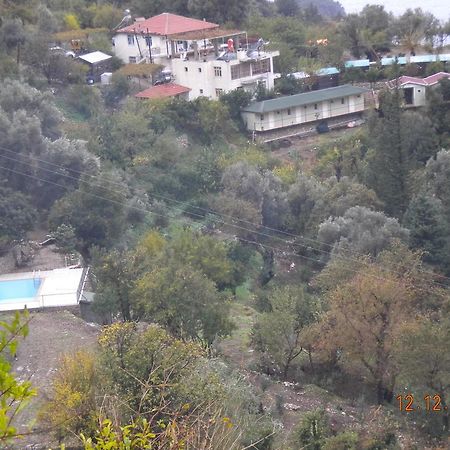مبيت وإفطار فاراليا George House المظهر الخارجي الصورة