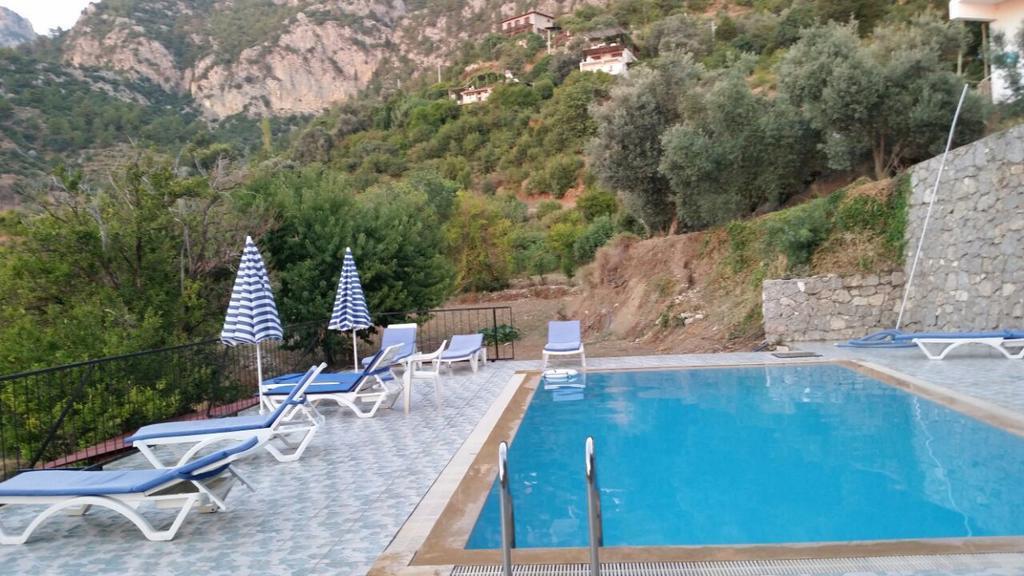 مبيت وإفطار فاراليا George House المظهر الخارجي الصورة
